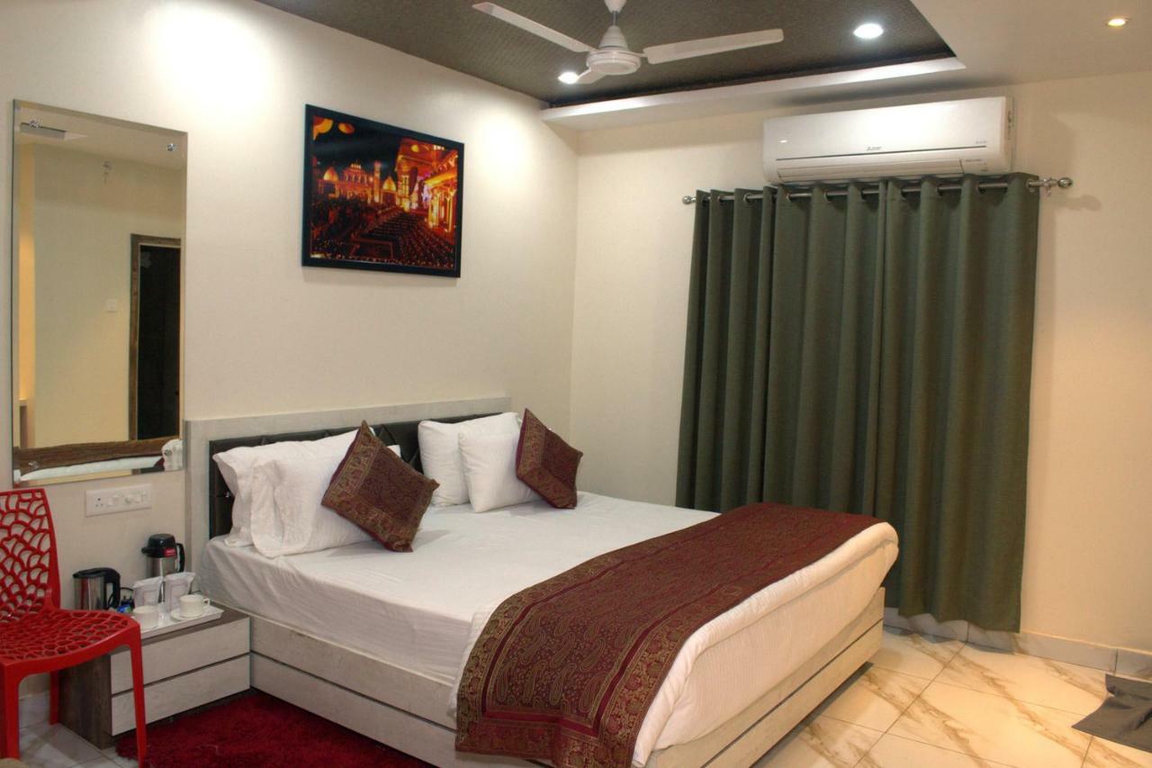 Hotel Tamilnadu Kashi Varanasi Eksteriør billede